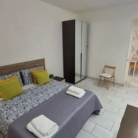 Ladispoli Apartment *